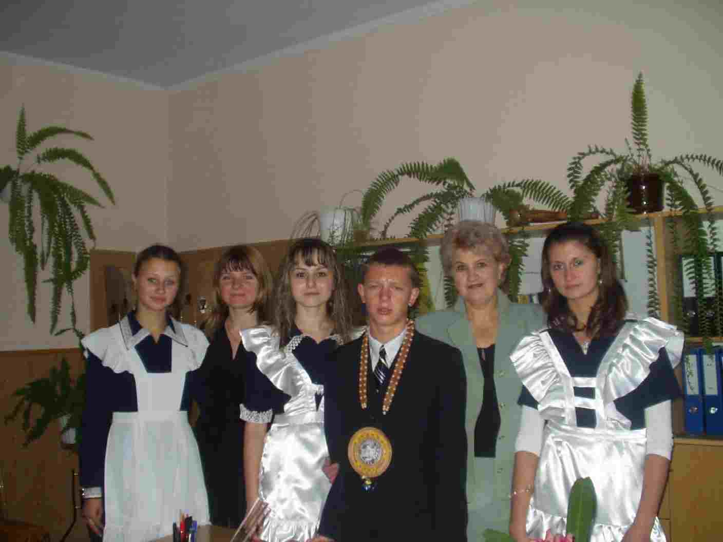 Збільшити тут