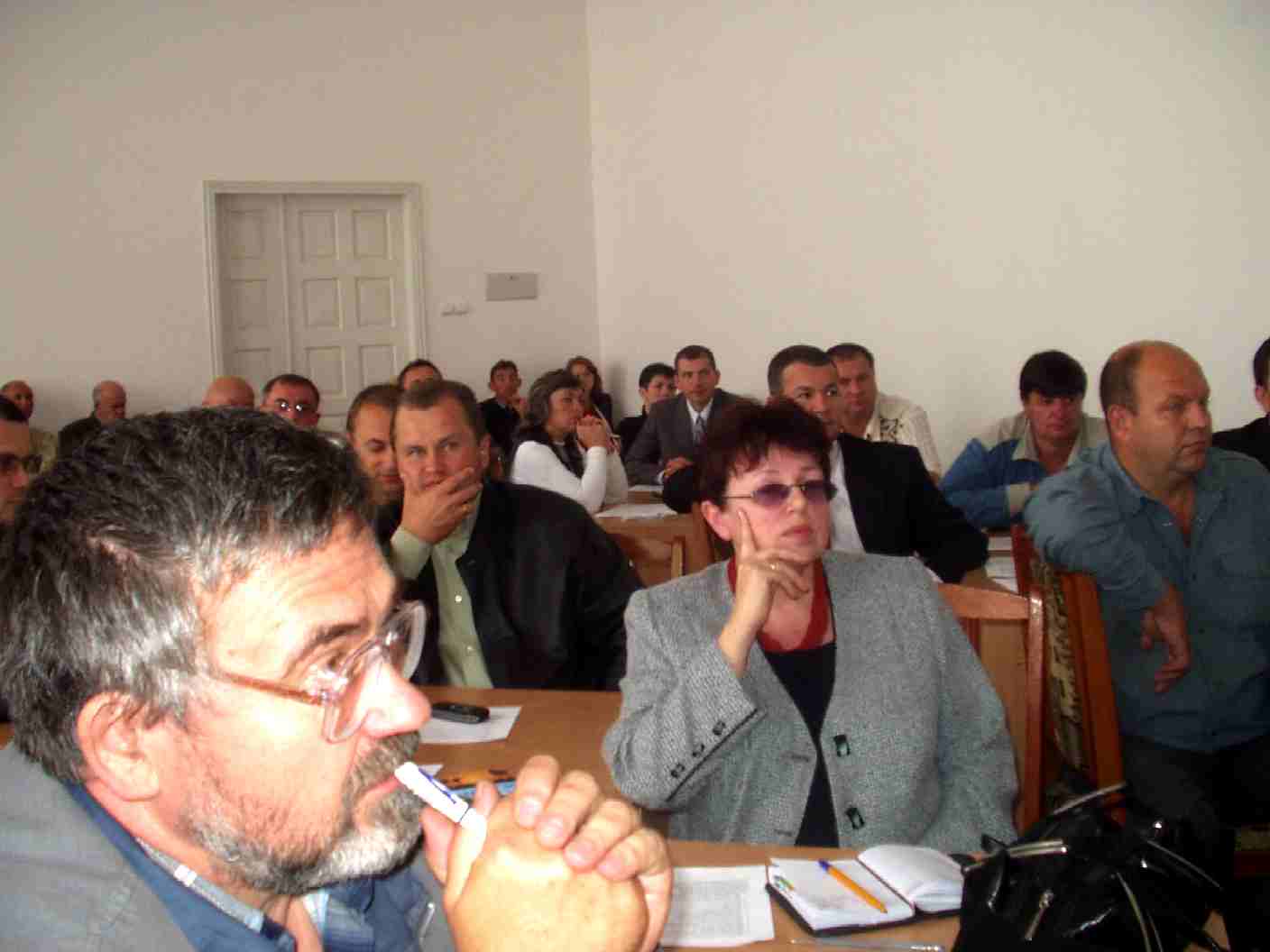 Збільшити тут