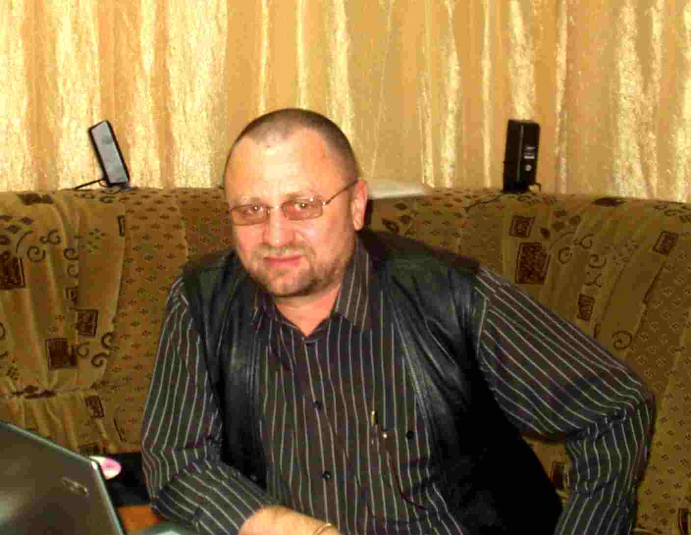 Збільшити тут